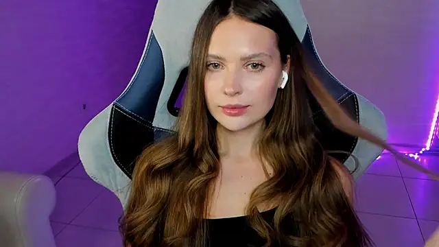 yourArya's cam snapshot