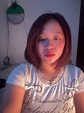 maianhcute's cam snapshot