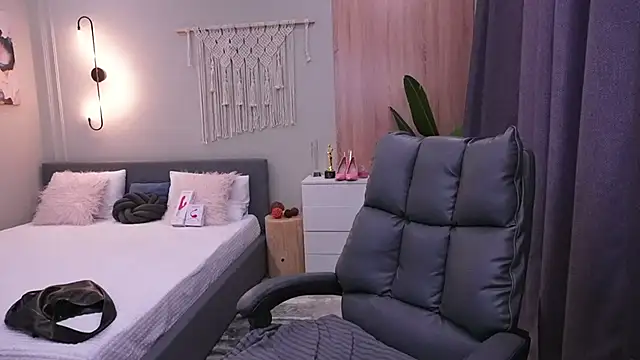 _Shy_Jenny_'s cam snapshot