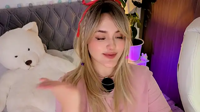 KiimTyler_'s cam snapshot