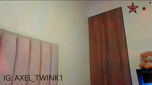 axel_love13's cam snapshot