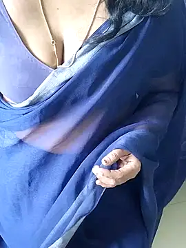 tamil_chitra12's cam snapshot