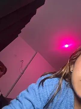 LunaGates live sex cam