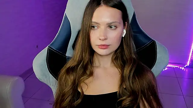 yourArya's cam snapshot