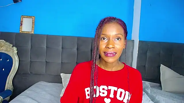 Aliis_Love's cam snapshot