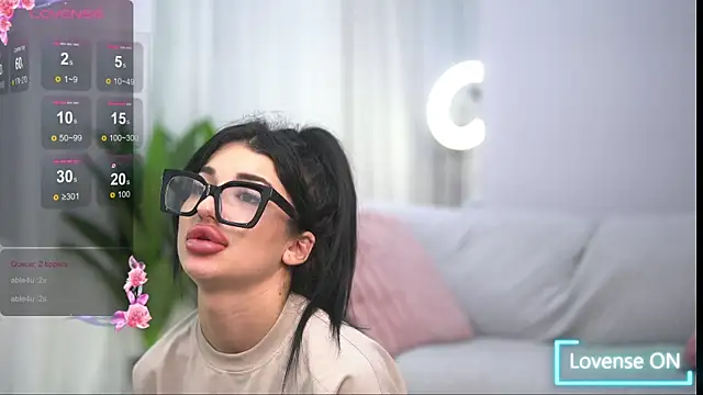 ElysiaKiss's cam snapshot