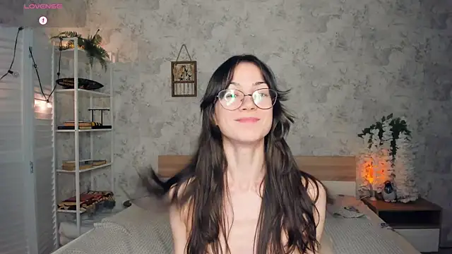 ReneeLippeatt live sex cam