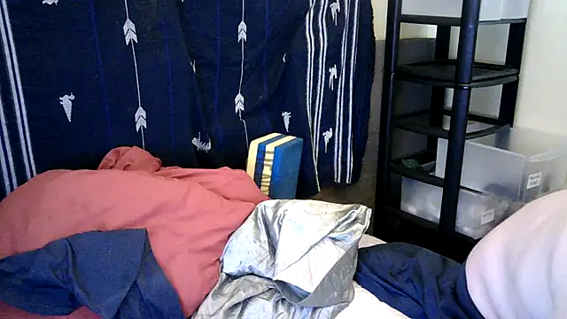 londonfuckwhore's cam snapshot