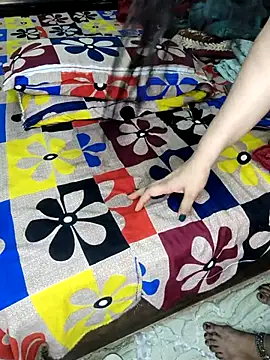 PRIYA_22 live sex cam