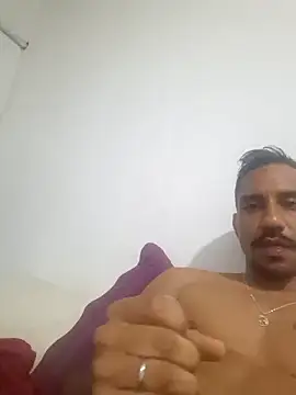 Paupravc21 live sex cam