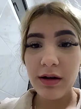 akirahattori live sex cam