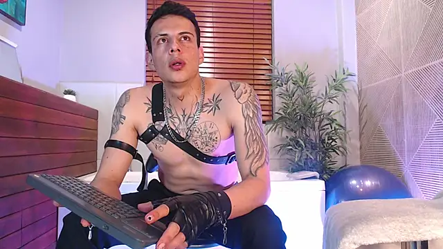 Dustin_Sonne's cam snapshot