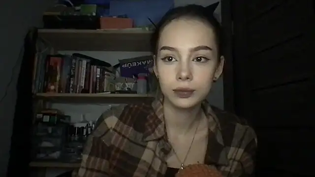 Yuna5343 live sex cam