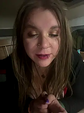 adventuresinsky's cam snapshot