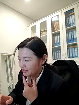 ialnuyoa_h's cam snapshot