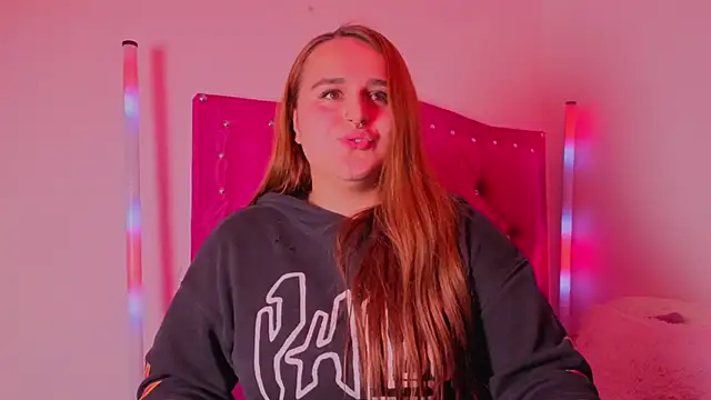 evy_orange1's cam snapshot