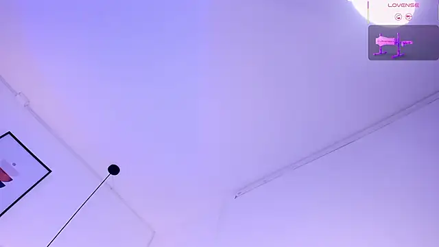 emma_white_01's cam snapshot