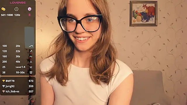 JoanBaggott live sex cam