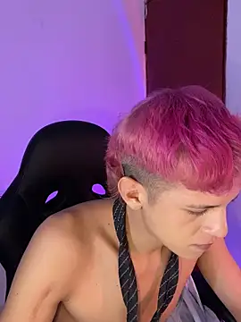 tylernova's cam snapshot