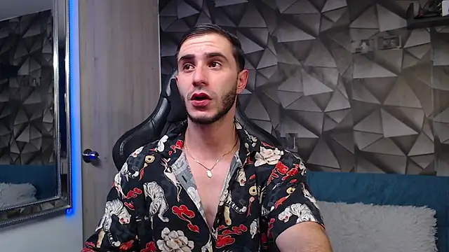 Latino_stud4u's cam snapshot