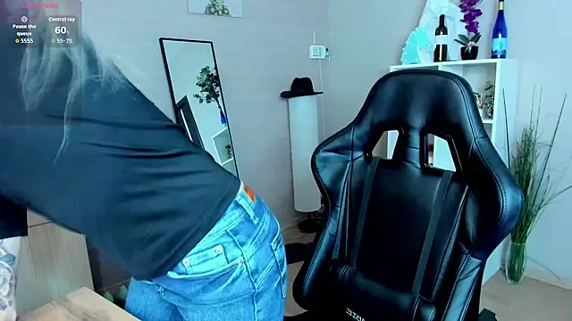 Mermaid_N's cam snapshot