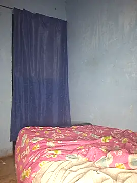 lapicarona18's cam snapshot