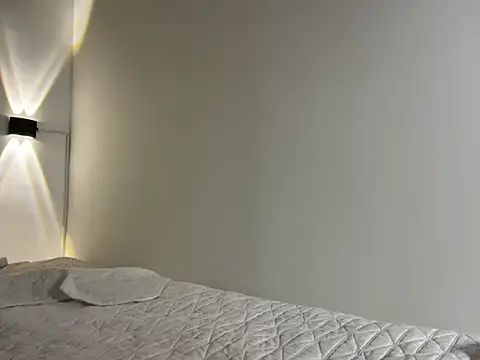 scarletalt's web cam