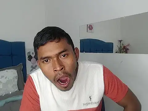 Adam_Morgan2's cam snapshot