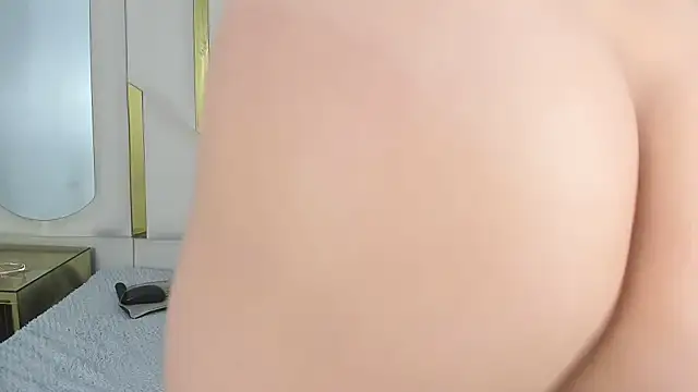 IsabellRodriguez18's cam snapshot