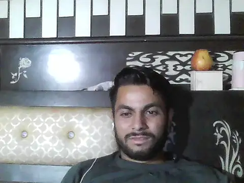 Stubborndesiboy live sex cam