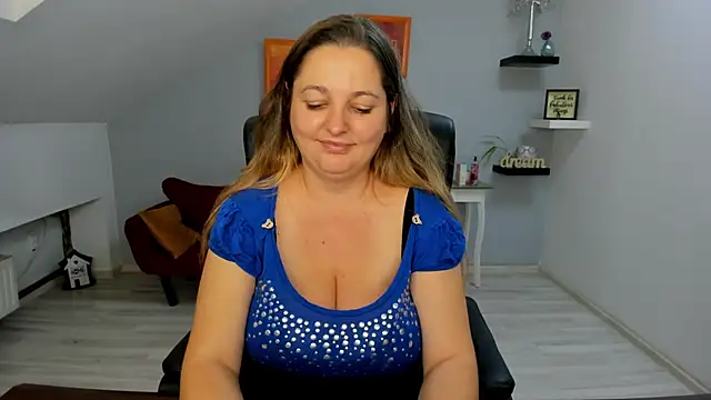 LollaGirl's cam snapshot