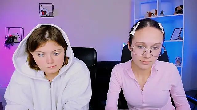 nikole_kitt's cam snapshot