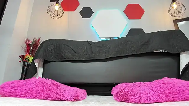 martinaclark's cam snapshot