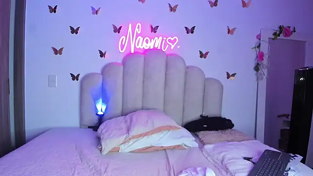 NaomiAsha's cam snapshot