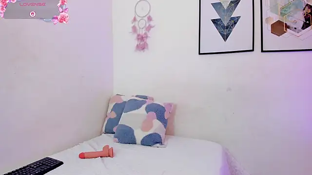 Abriil7's cam snapshot