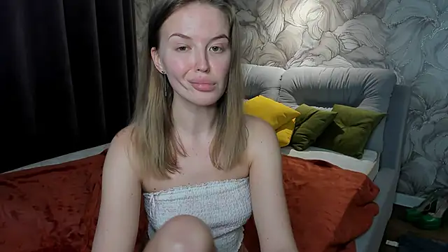 LaurennHill's cam snapshot