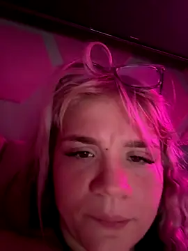 Cutiepiespanks live sex cam