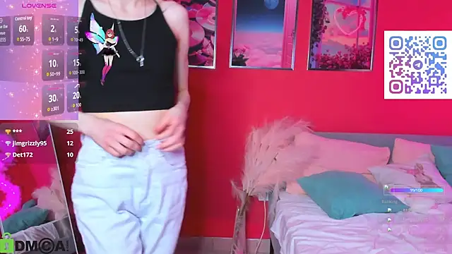 Lisbeth__Salander's cam snapshot