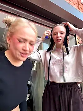 RollDolls live sex cam