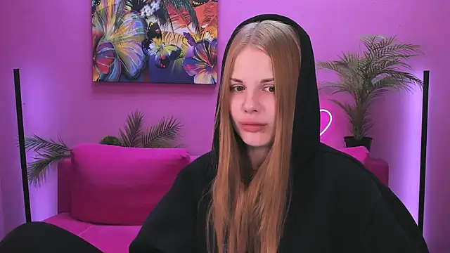 holy_kitty's cam snapshot