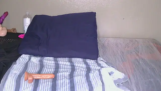 CherieBlushX's cam snapshot