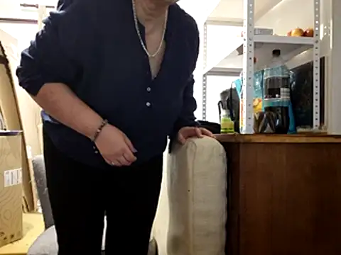 Samantha_Squirt@xh live sex cam