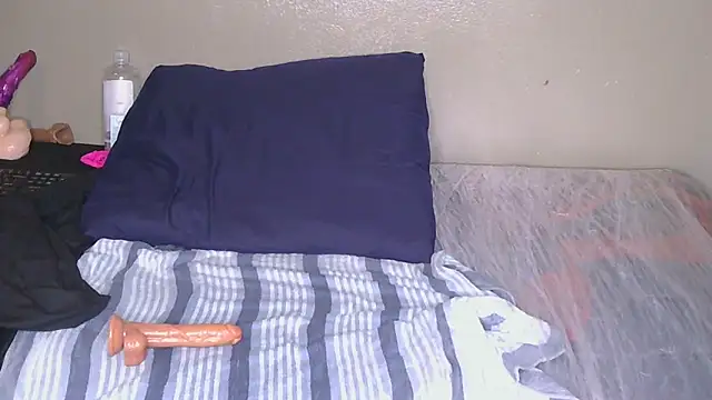 CherieBlushX's cam snapshot