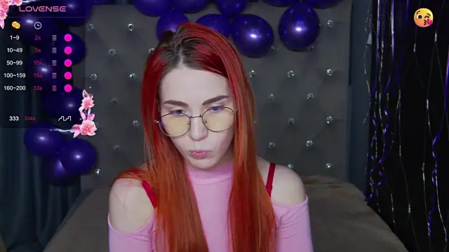 EmilyKents's cam snapshot