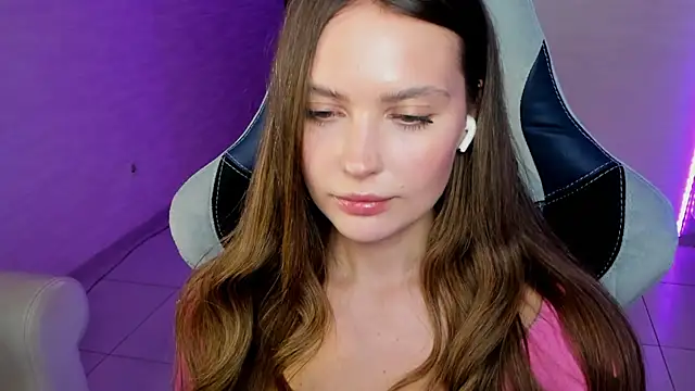 yourArya's cam snapshot