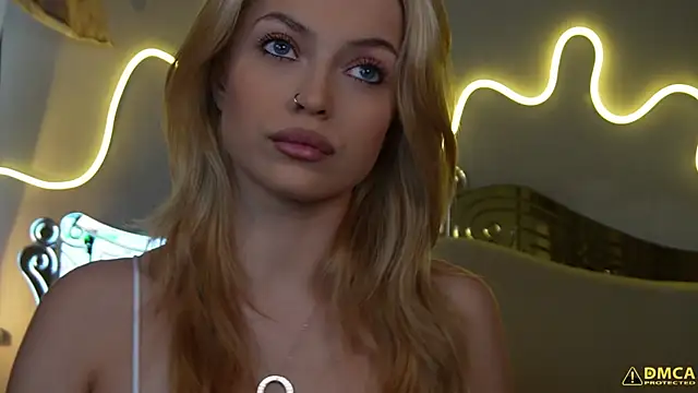 kellypeachcake's cam snapshot