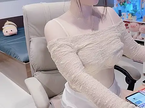 Eva-Public live sex cam