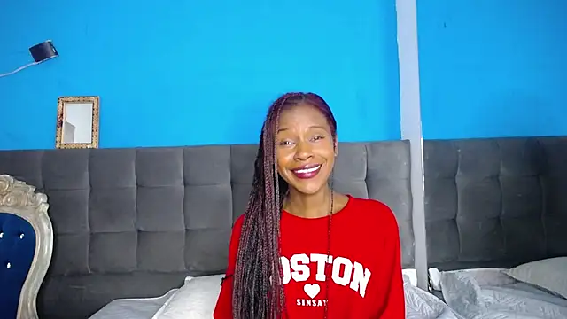 Aliis_Love's cam snapshot