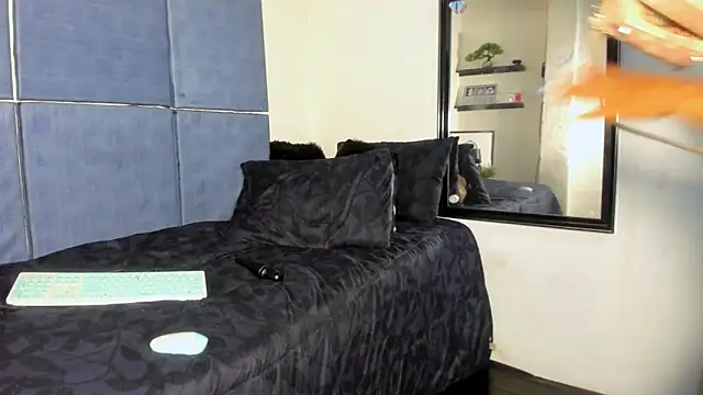 Ebonydollxx live sex cam