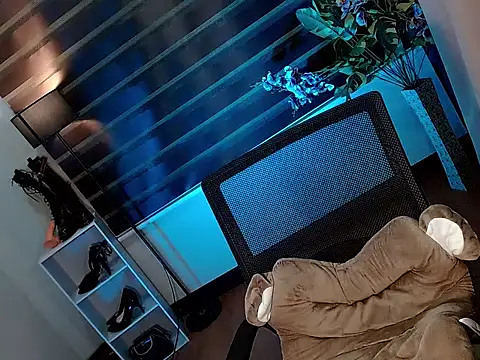 Bella_subhunterx live sex cam